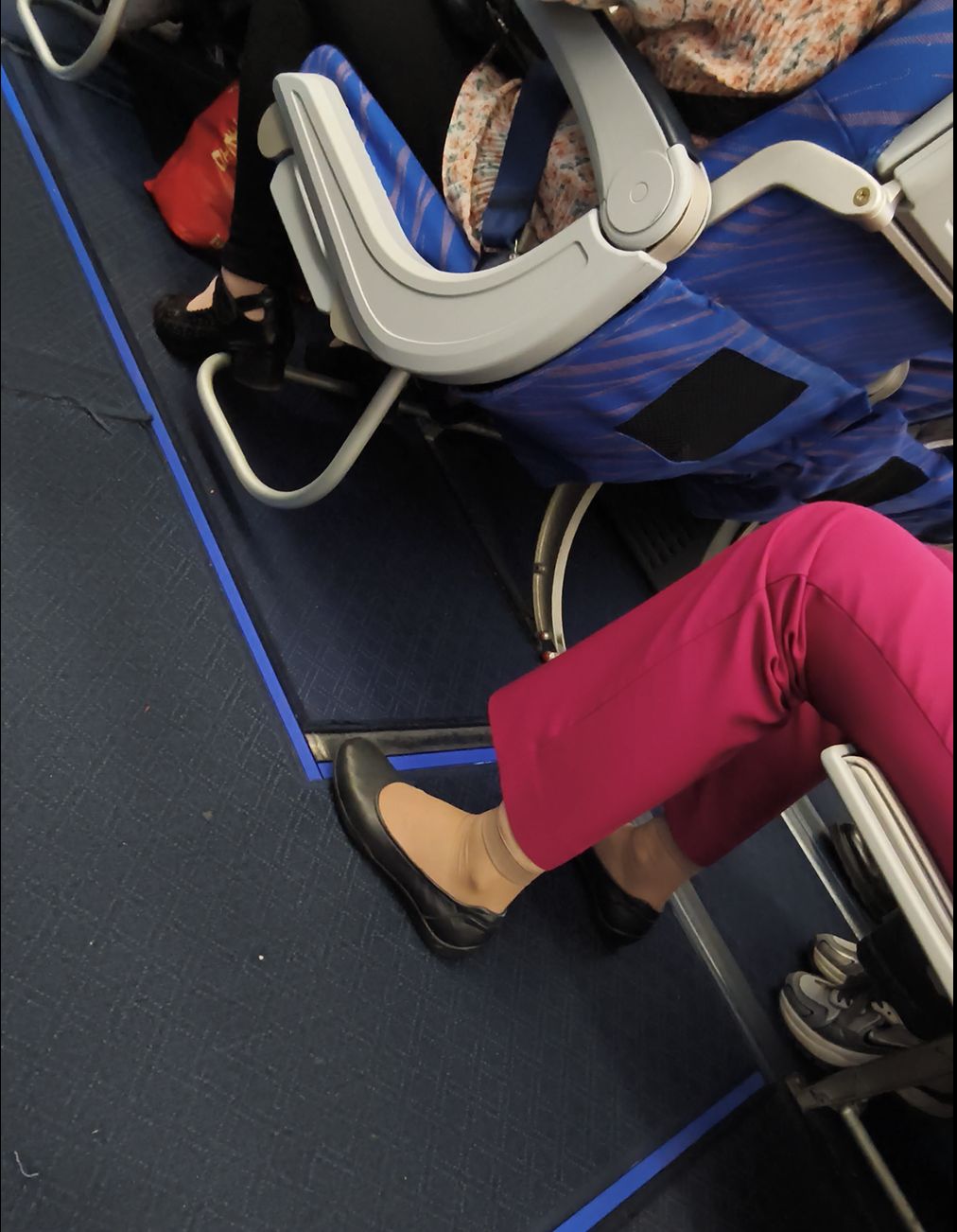 屏幕截图 2025-05-10 194708.png