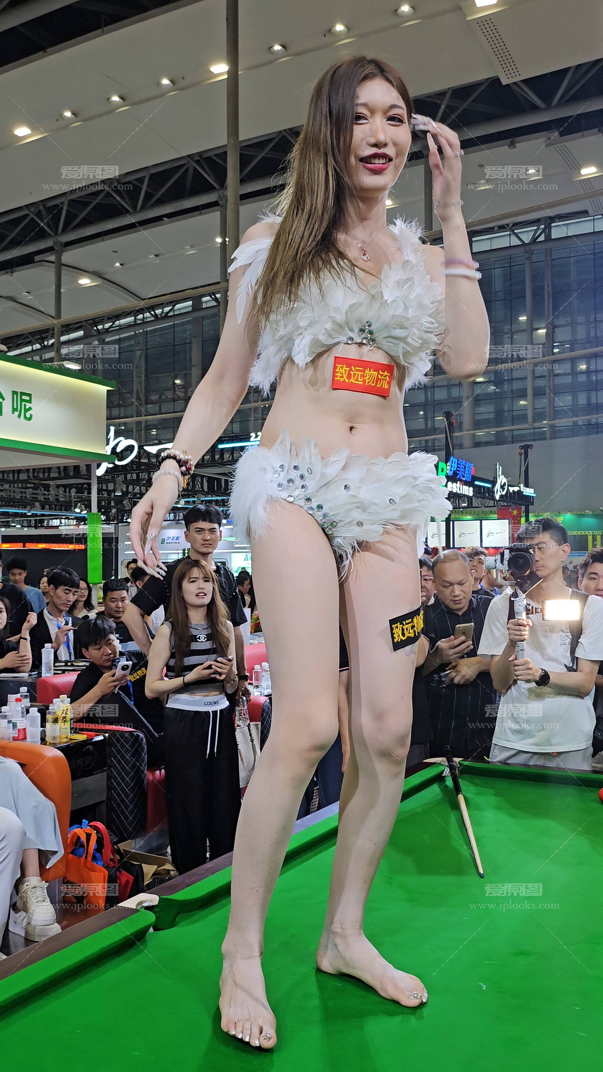 G梦儿热血展示4K-9min.mp4_20250516_083536.219.jpg