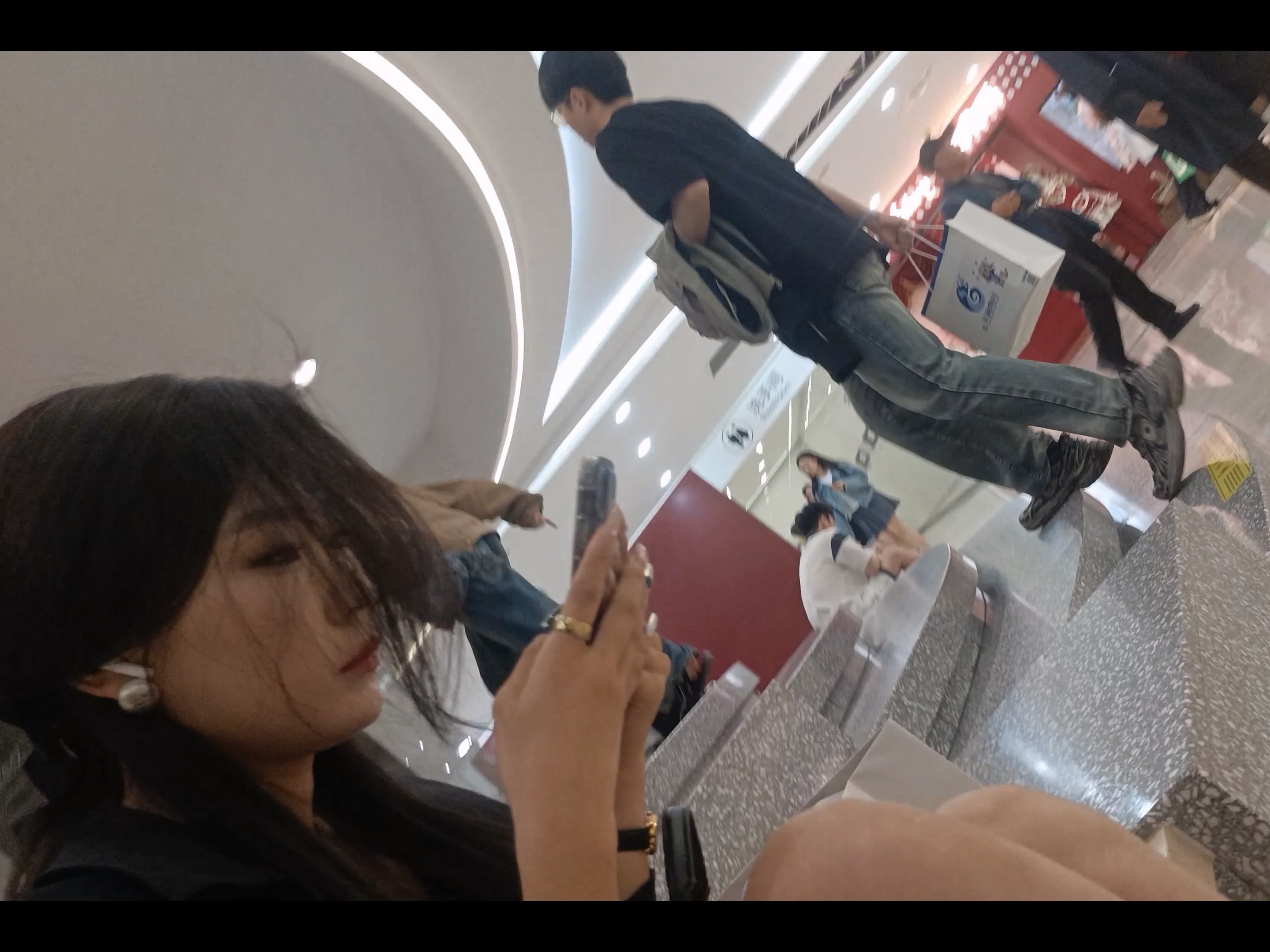 4.mp4_20240507_084232.918.jpg