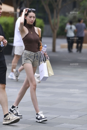 高挑热裤 250617-28