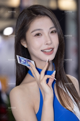 250328-31=79 改装展上的完美赛车女神
